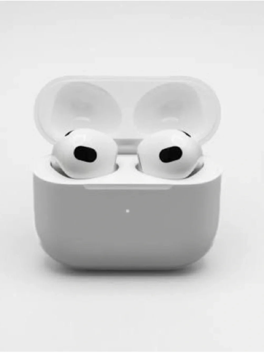 Apple White True Wireless Earbuds with Charging Case